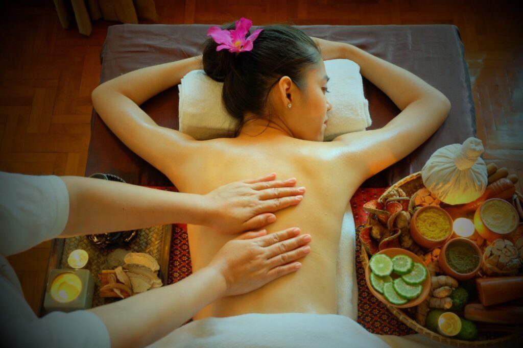 Aromatherapy Oil Massage